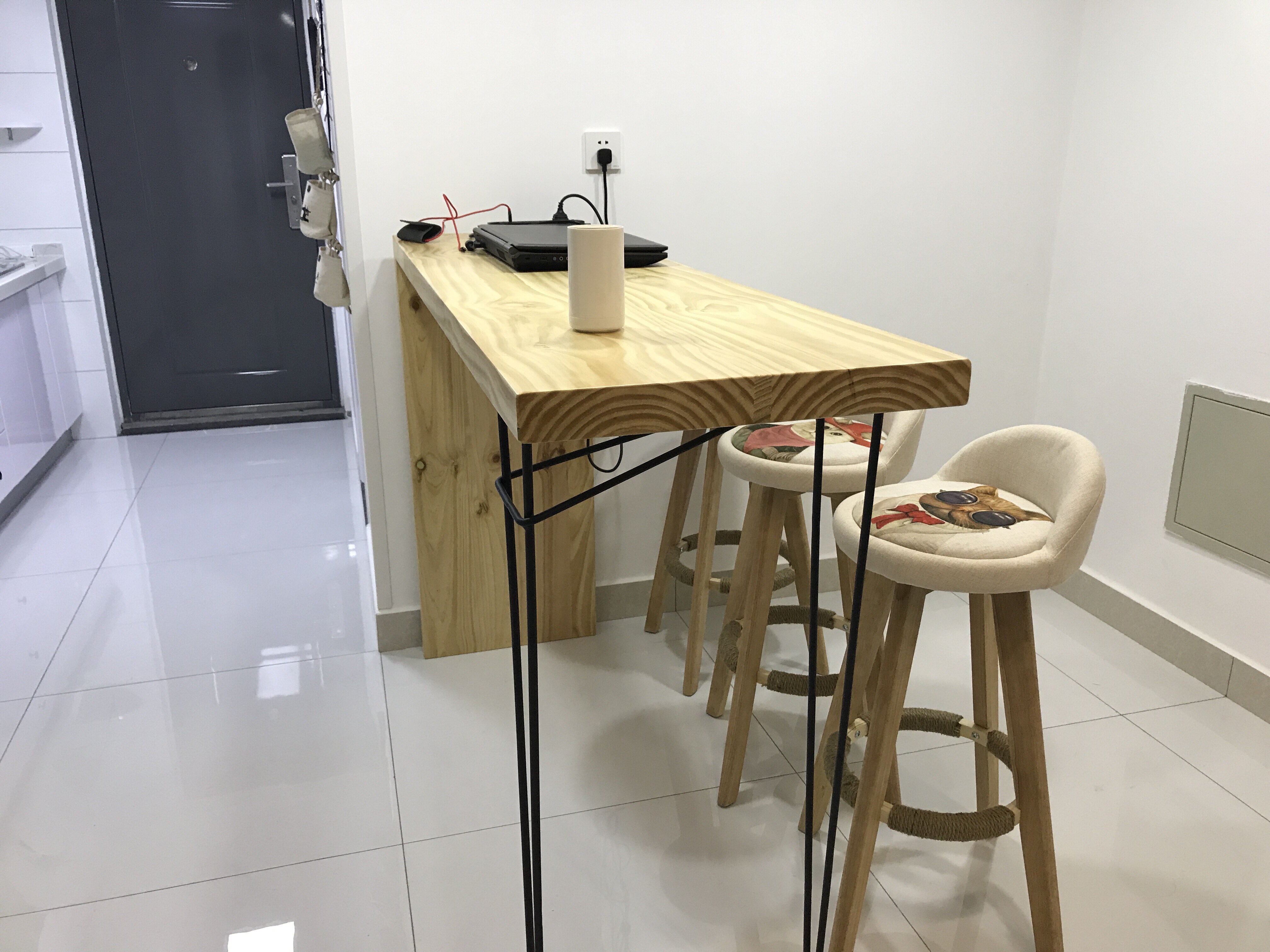 北欧吧台桌家用原木长桌高脚桌厨房客厅隔断靠墙桌铁艺酒吧桌定做