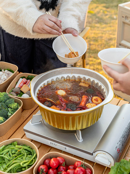 고온 저항성 뜨거운 냄비 알루미늄 포일 포트 일회용 테이크 아웃 포장 도시락은 여러 사람을위한 야외 피크닉 뚜껑이 있습니다. 고온 저항성 뜨거운 냄비 알루미늄 포일 포트 일회용 테이크 아웃 포장 도시락은 여러 사람을위한 야외 피크닉 뚜껑이 있습니다.