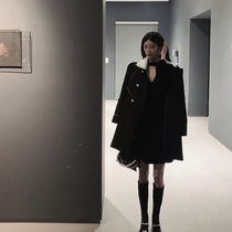 Black Fur Coats Women Autumn Winter Herben Wind Retro double-row buttoned black and white spliced long section Daughter Coat Woman Coat