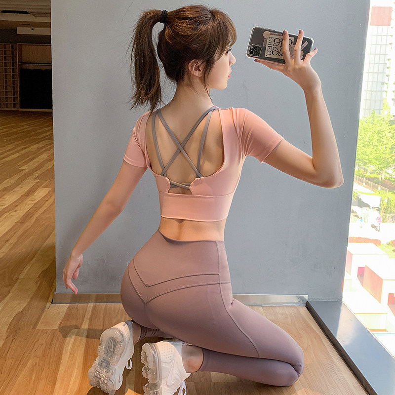 瑜伽服女套装紧身短袖带胸垫美背性感跑步专业健身服短款运动上衣
