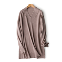 Lithuania selected V - collar loose long sweater 18120389F