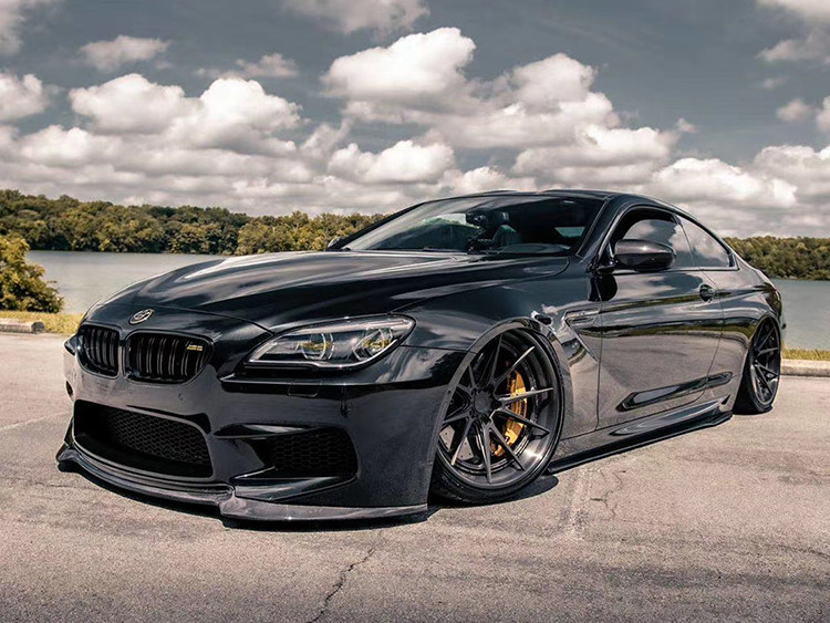 适用于f06f12宝马6系改装m6杠大小包围碳纤维v款前铲侧裙后唇尾翼