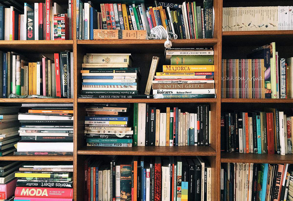 家里的书太多,怎样diy一个书架?