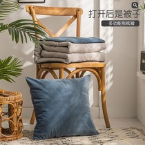 The small quilt can accommodate outdoor portable pillow with zipper 2021 for nap with blanket.