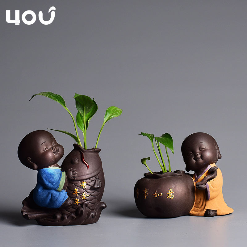 The young monk flower implement hydroponic flower arranging flowers purple sand pottery and porcelain bottle creative desktop furnishing articles