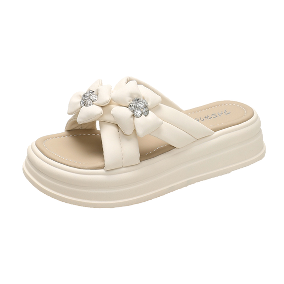Flower thick-soled slippers for women in summer wear 2025 new internet celebrity super hot soft sole flip-flop fairy-style beach shoes
Flower thick-soled slippers for women in summer wear 2025 new internet celebrity super hot soft sole flip-flop fairy-style beach shoes
