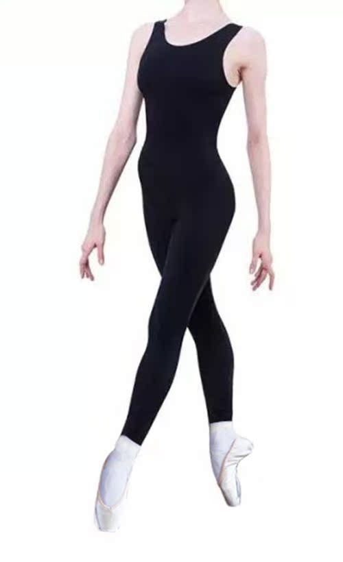 2017年圣彼得堡大师班12-13岁女生统一着装 