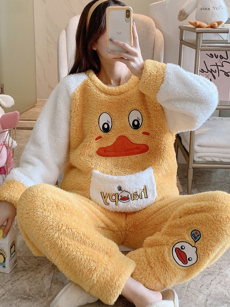 这睡衣是把云朵穿身上了吧?小鸭子萌到我失眠!