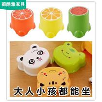 Simple small childrens round stool household short plastic plastic stool durable mini bathroom dining stool