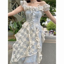 2022 Summer new French style retro advanced design lace splicing harness jacket half body dress Two suits