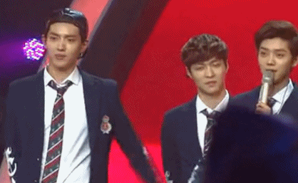 牛鹿兴-6.gif