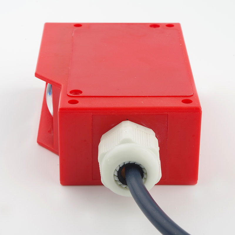 engineering car washing machine photoelectric switch 0-7m long-distance induction diffuse reflection infrared sensor car