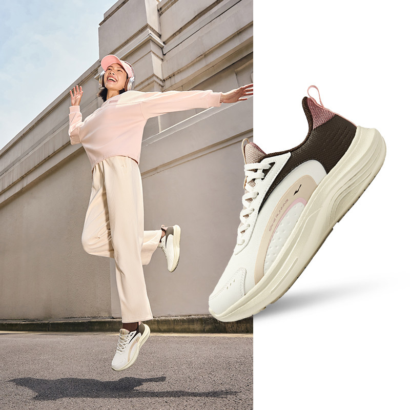 007 микрокристаллический белый/темно-сандаловый цвет [кожаная поверхность]