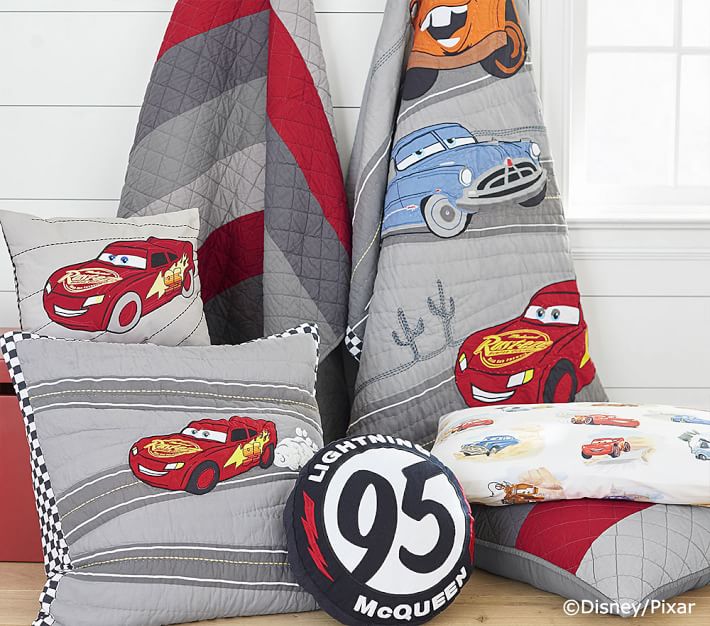 Disney Pixar Cars Quilt3.jpg