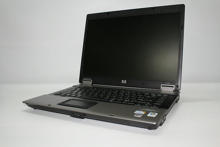 二手笔记本电脑 hp/惠普6730b 6710b 6550b 四核心 游戏 商务电脑