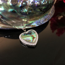Berlina 925 pure silver necklace inlaid with natural abalone shells Marine Hearts Fashion lovers silver pendant