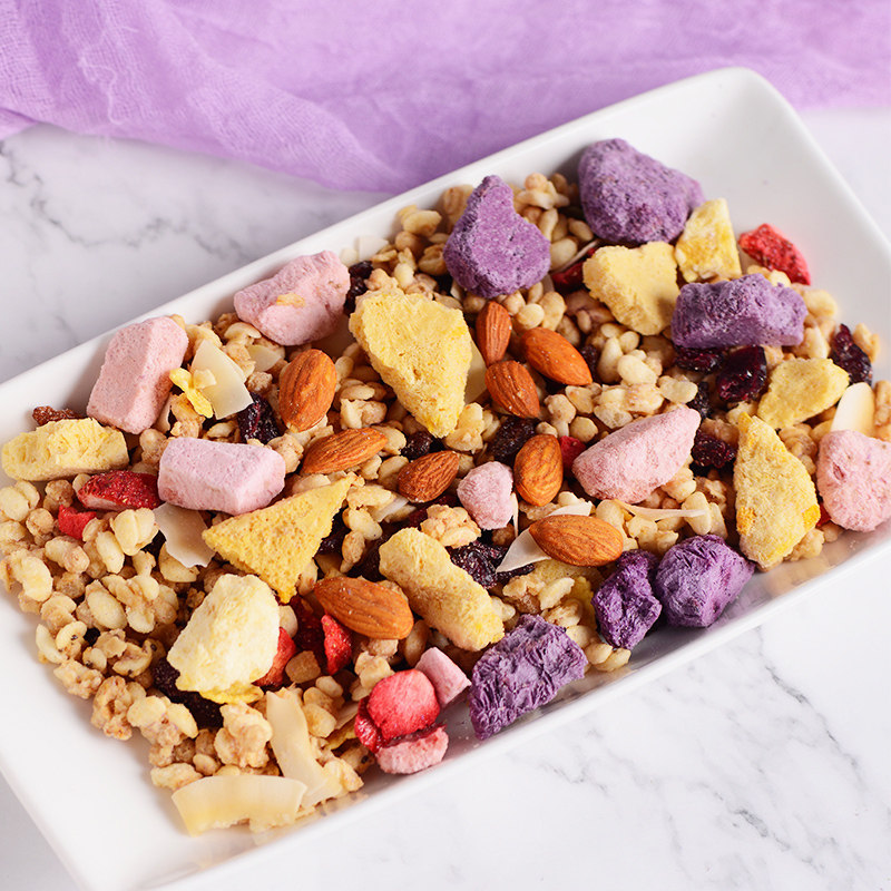 三色鼠冻干酸奶燕麦片 水果粒坚果早餐冲饮即食谷物营养代餐干吃_微