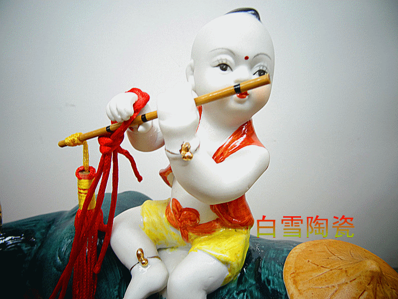 景德镇陶瓷牛工艺品家居摆件礼品陶瓷佳音牛时尚家居牧童牛娃水牛