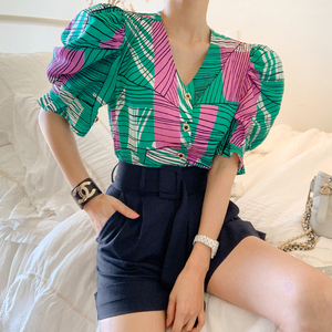 Summer Korean style V-neck stripe color contrast versatile shirt top belt show thin shorts