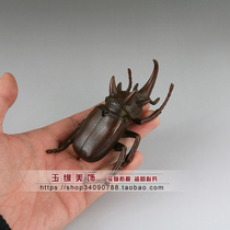 Antique old pure copper copper God of war beetle one-horned fairy hand parts Copper carving tea pet bronze small ornaments