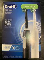 Germany Oral-B Oral-B Pro 1000 CrossAction Electric Toothbrush Couples