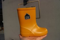 Export Japan childrens rain shoes light non-slip boys and girls rain shoes high-grade childrens rain shoes