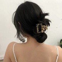 Zhou Ye Chinese restaurant with hair grab clip female summer BAO WEN hairclip back head temperament hair catch shark clip clip headdress