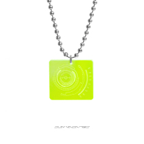 SUN VAGARIES Future Technology Sense Fluorescent Green Creative Cyberpunk Lens Necklace