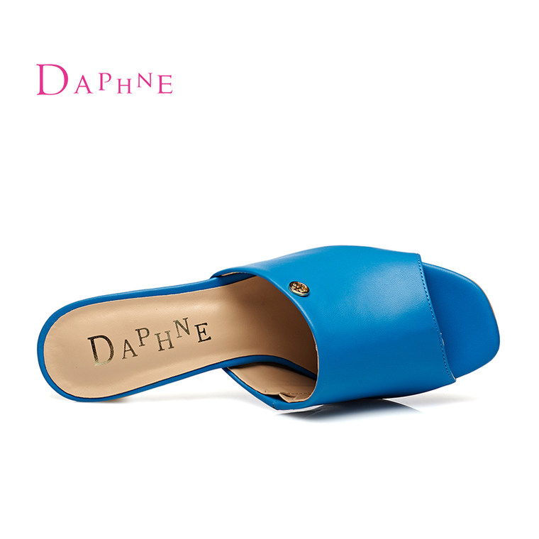 Daphne/达芙妮2015夏季潮流正品 休闲粗高跟金属扣后空露趾女凉鞋