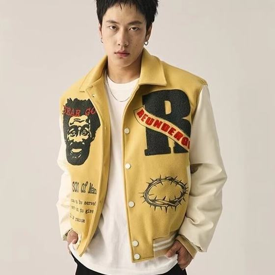 Spring and Autumn European and American high street men and women letter embroidered lapel jacket couple yellow baseball uniform versatile color-blocking jacket trend
Spring and Autumn European and American high street men and women letter embroidered lapel jacket couple yellow baseball uniform versatile color-blocking jacket trend