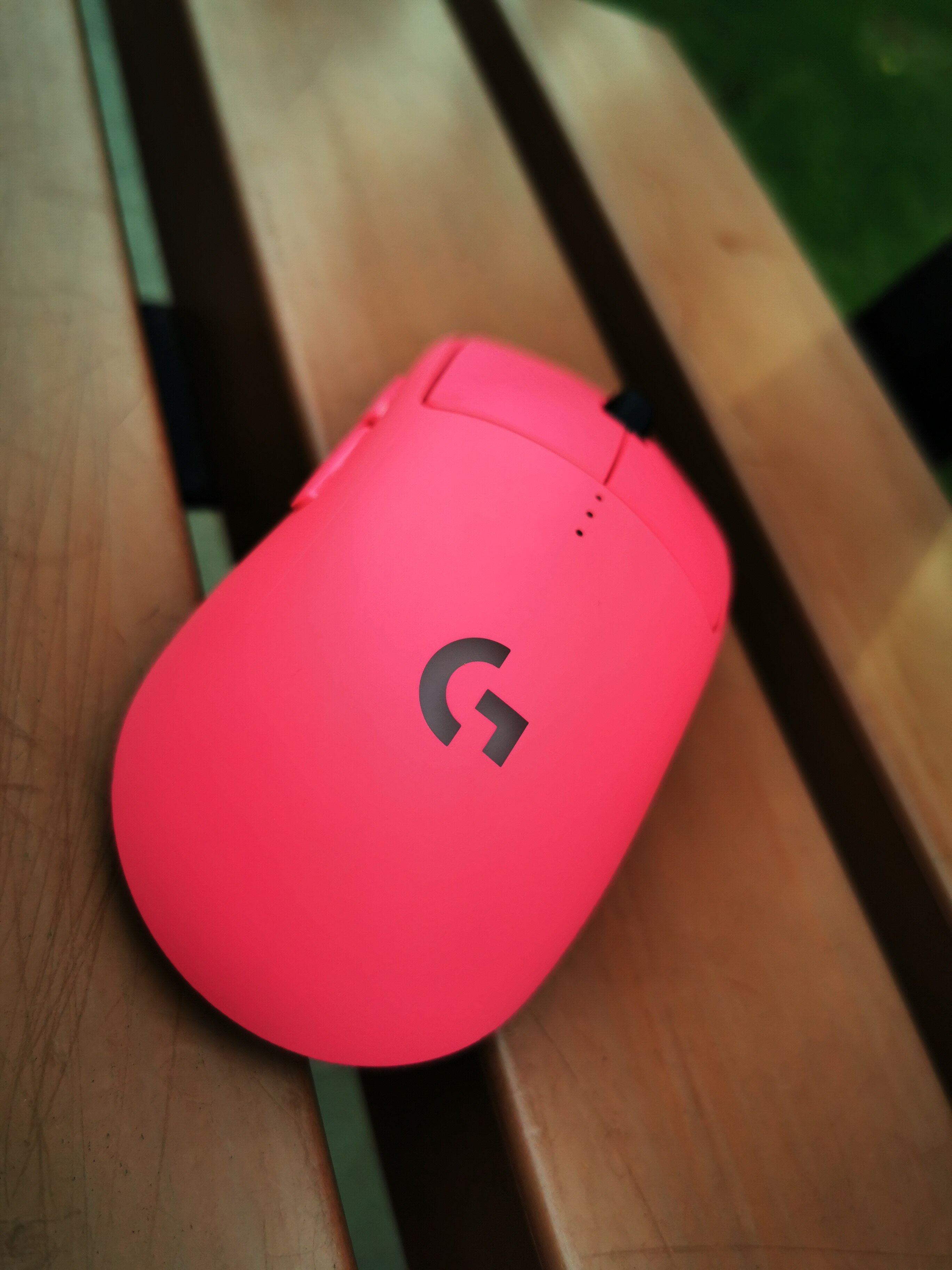 值得收藏的罗技全球限量粉色gpw