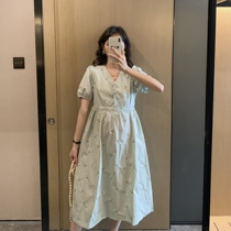 Embroidered tea break skirt ~ French pregnant women dress Women summer 2021 New drawstring lace-up temperament long skirt tide