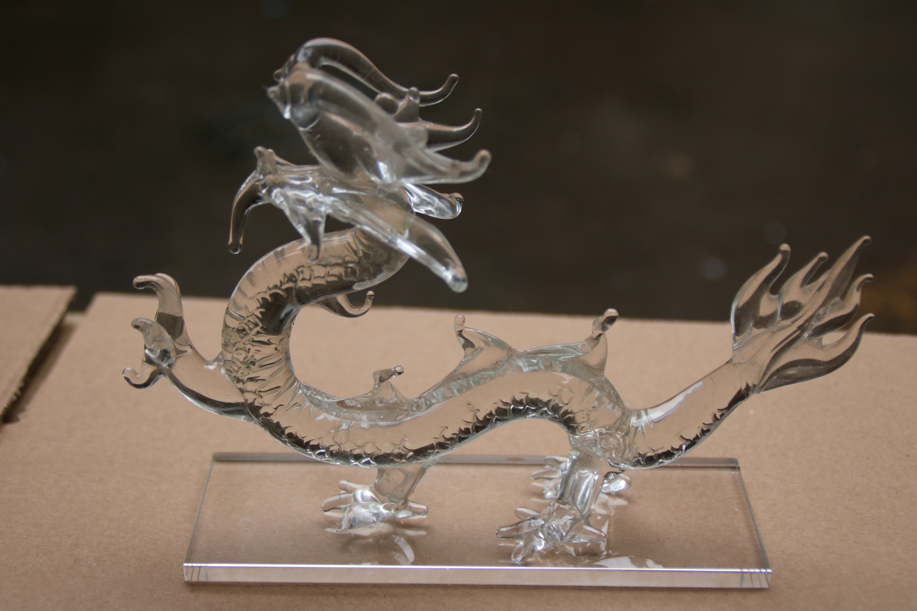 龙摆件白水晶龙商务礼品开业办公工艺品12十二生肖送领导办公室