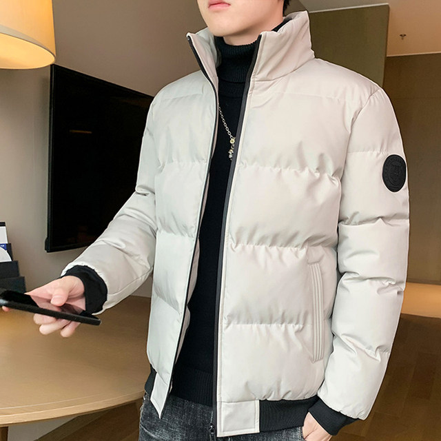 Men's autumn and winter 2020 new men's jacket coat Korean version of the trend of a short section of thick down jacket padded male Men's autumn and winter 2020 new men's jacket coat Korean version of the trend of a short section of thick down jacket padded male