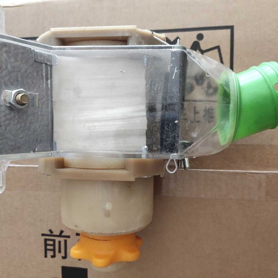 下料盒播种器播种机配件手调肥合种盒肥盒施肥盒化肥盒肥料盒播肥