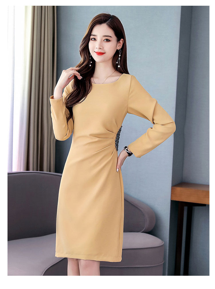 圆领甜美纯色中长款高腰套头2021年春季长袖连衣裙_时尚俏佳人ssqjr