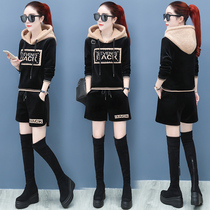 Golden Velvet Sports Set Women Fashion 2021 Autumn Winter New Shorts Sweater Casual Plus Padded Two Piece