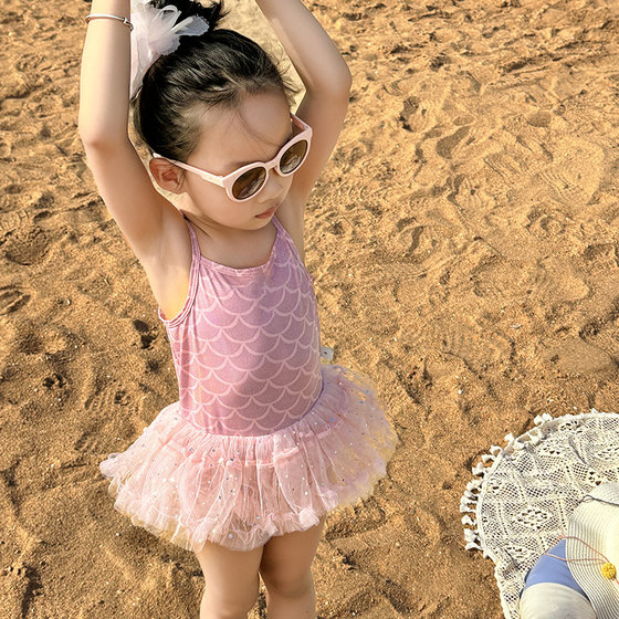 Children's swimwear wings Mermaid Baby Cute Girls' Western Swimming Swimsuit Speed Dry Sea Beach Children
Children's swimwear wings Mermaid Baby Cute Girls' Western Swimming Swimsuit Speed Dry Sea Beach Children