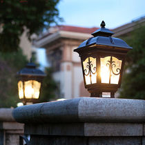 Xiyoudi gate post lamp connected to the outdoor villa gate European style courtyard waterproof outdoor solar super bright fence