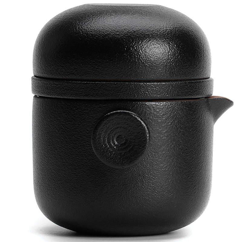 Thousands of travel from crack a cup of black ceramic tea set portable receive a single tea to implement coarse pottery filter. A pot of a cup