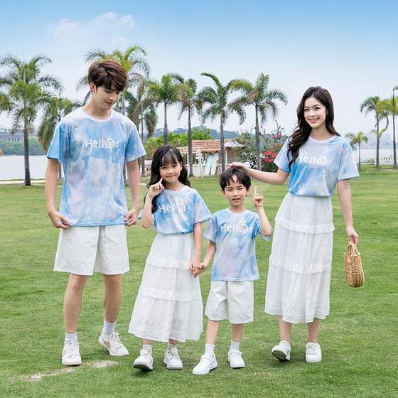 2025 summer new family of four-child outfit, beautiful cake skirt, fashionable and casual short-sleeved suit
2025 summer new family of four-child outfit, beautiful cake skirt, fashionable and casual short-sleeved suit