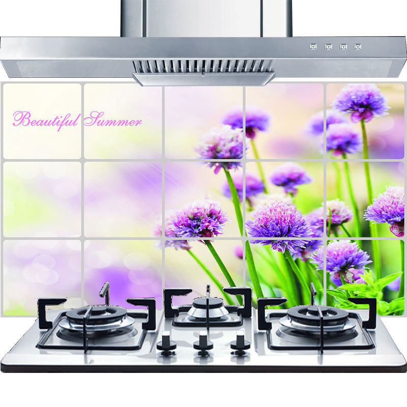 2 pieces of self-adhesive heat-resistant and oil-proof stove kitchen waterproof wallpaper and greaseproof paper oil fume stiers