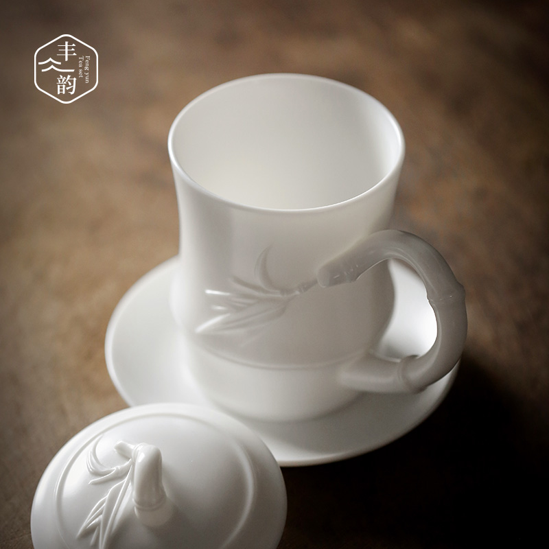Dehua high white porcelain cup tea cup with cover ceramic office cup with handle tea cup and a cup of tea