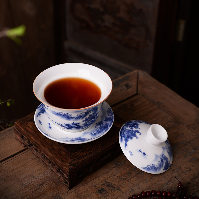 Retro tureen household manual only three new one bowl of blue and white porcelain of jingdezhen ceramic kung fu tea set hand grasp the tea cup