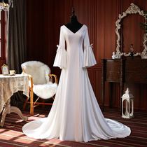 Satin light wedding dress 2021 new temperament bride forest department small tail French super fairy long sleeve dream simple v-neck