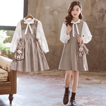 Girls' Autumn Package 2022 New Girl Fashionable Foreign Skirt Middle School Children's College Feng two sets of spring and autumn