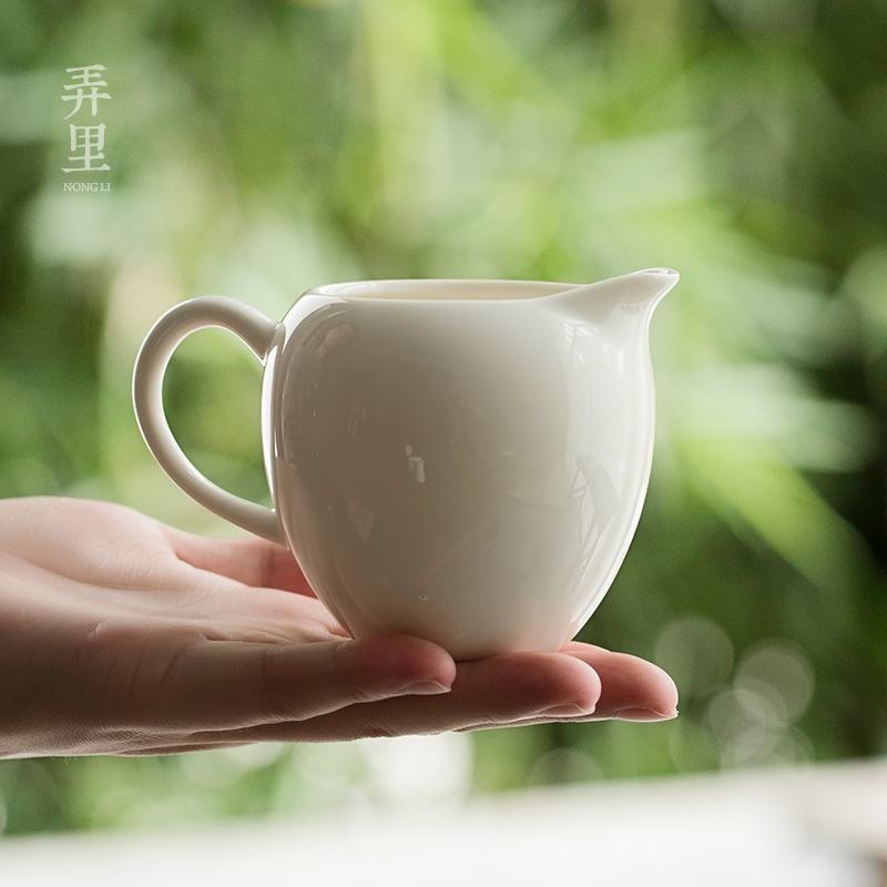 Make kung fu tea tea device accessories | points in public fair cup filter dehua white porcelain ceramic tea cup large tea sea