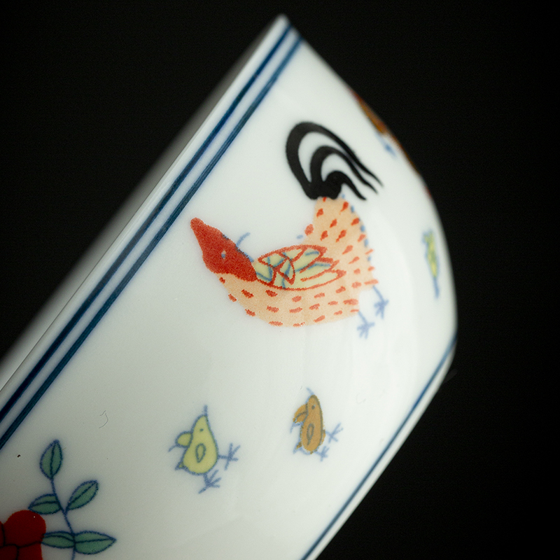 By chicken cylinder cup of blue and white porcelain tea cups porcelain hand - made kung fu tea bowl sample tea cup white porcelain cup host