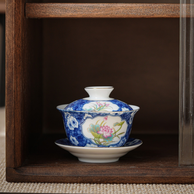 Jingdezhen blue and white only three tureen hand - made kung fu tea set a single ceramic cup bowl is not hot