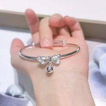 Step one loud bracelet Butterfly knot bell bracelet woman Korean version of a small crowd design feeling cute at large princess girl